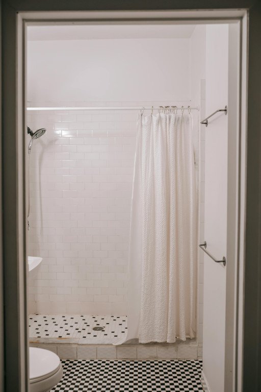 L-Shaped Shower Curtains for Modern Bathrooms